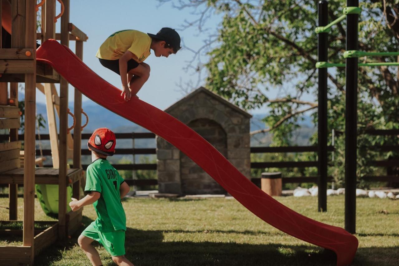 Rouista Tzoumerka Resort Vourgareli Bagian luar foto