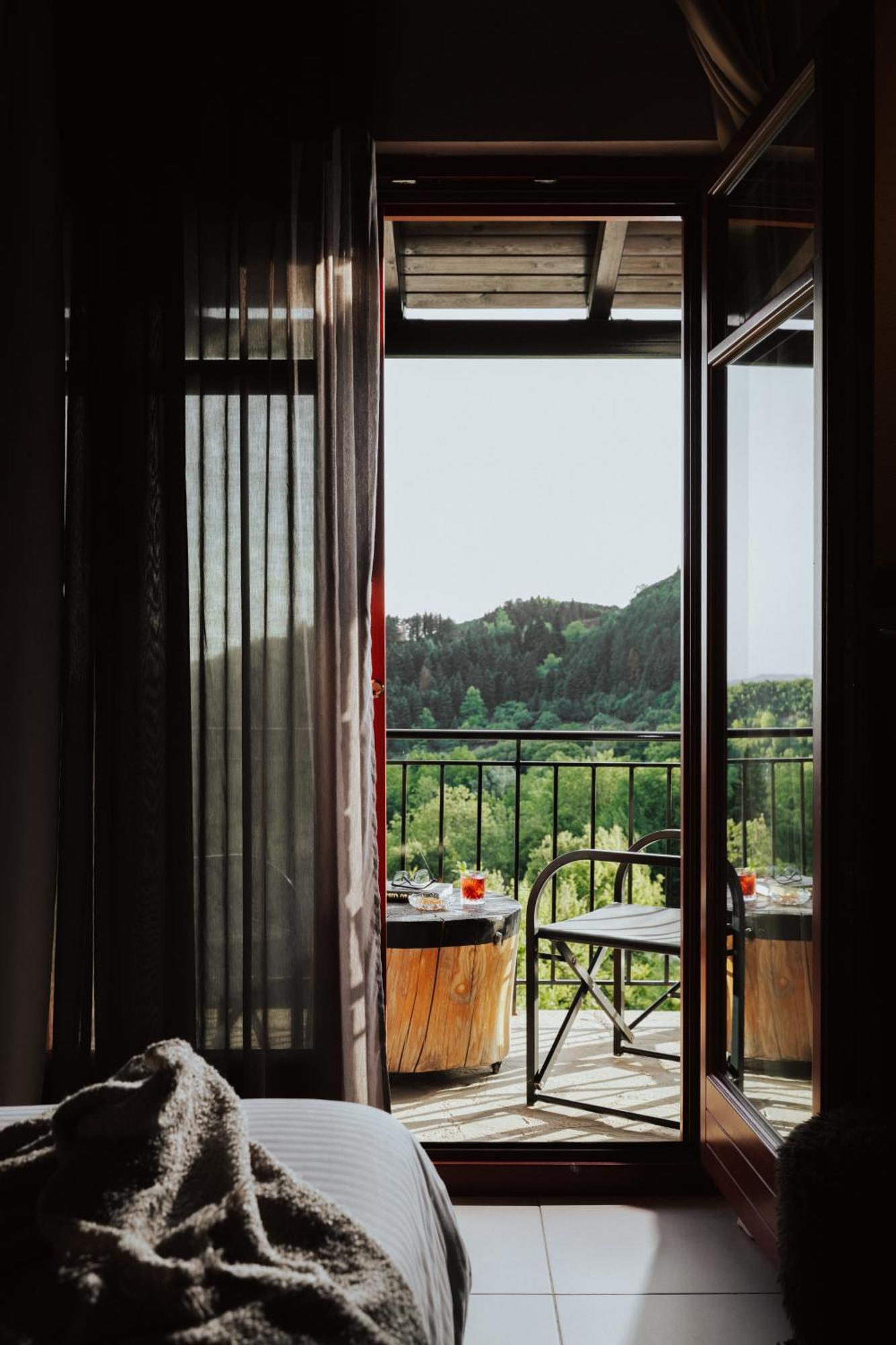 Rouista Tzoumerka Resort Vourgareli Ruang foto