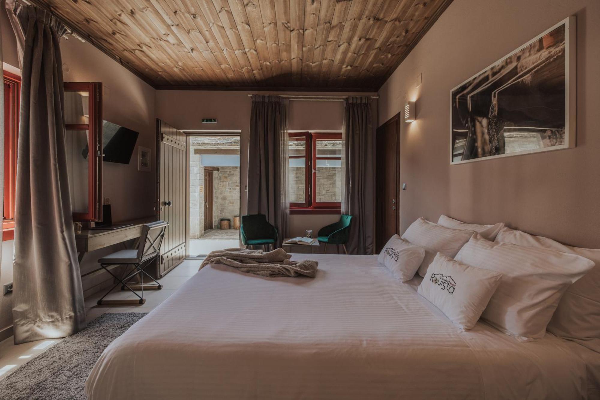 Rouista Tzoumerka Resort Vourgareli Ruang foto