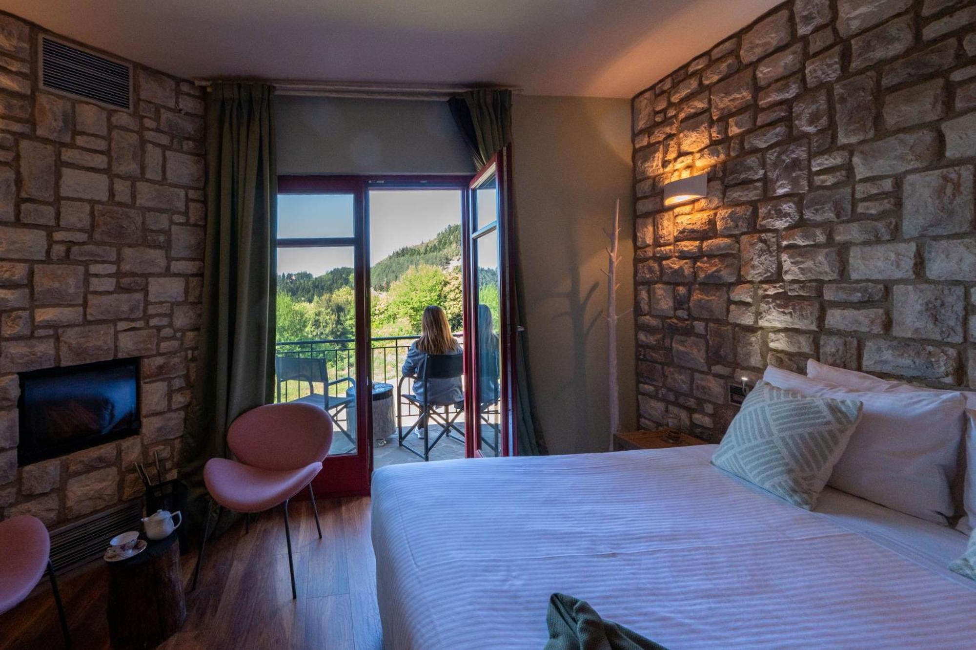 Rouista Tzoumerka Resort Vourgareli Bagian luar foto